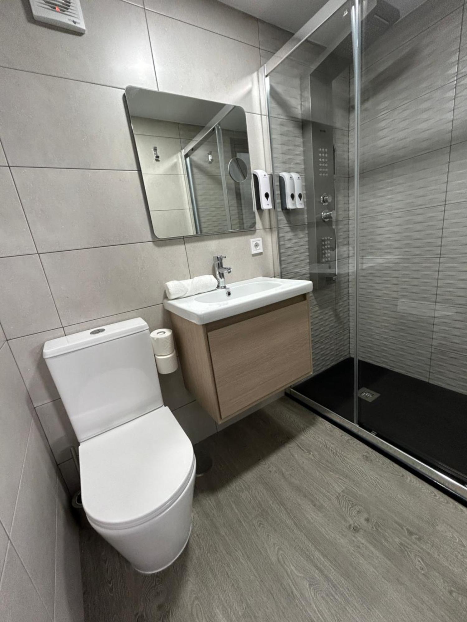 Cotrades 3 En San Blas-Canillejas Madrid Exteriör bild